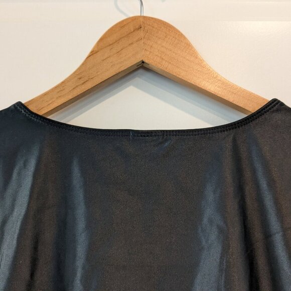 Good American Crop Swim Shirt Size 3XL Black Ruched-front Short Sleeve Top NWT - Picture 8 of 13